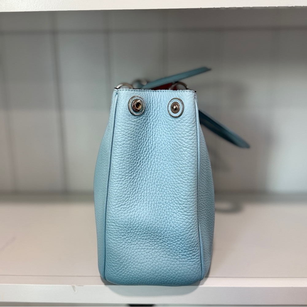Dior Diorissimo Light Blue Exterior with Hot Pink Interior (09 MA 1113) - Picture 3 of 13